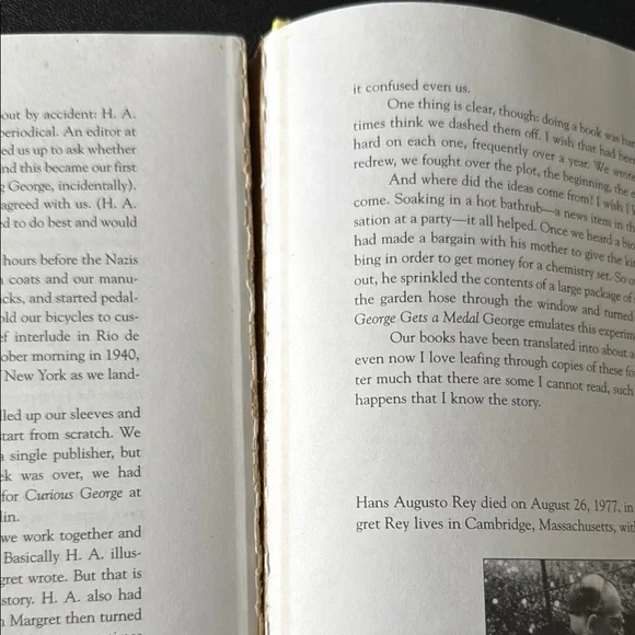 The Complete Adventures of Curious George Book - Picture 4 of 6